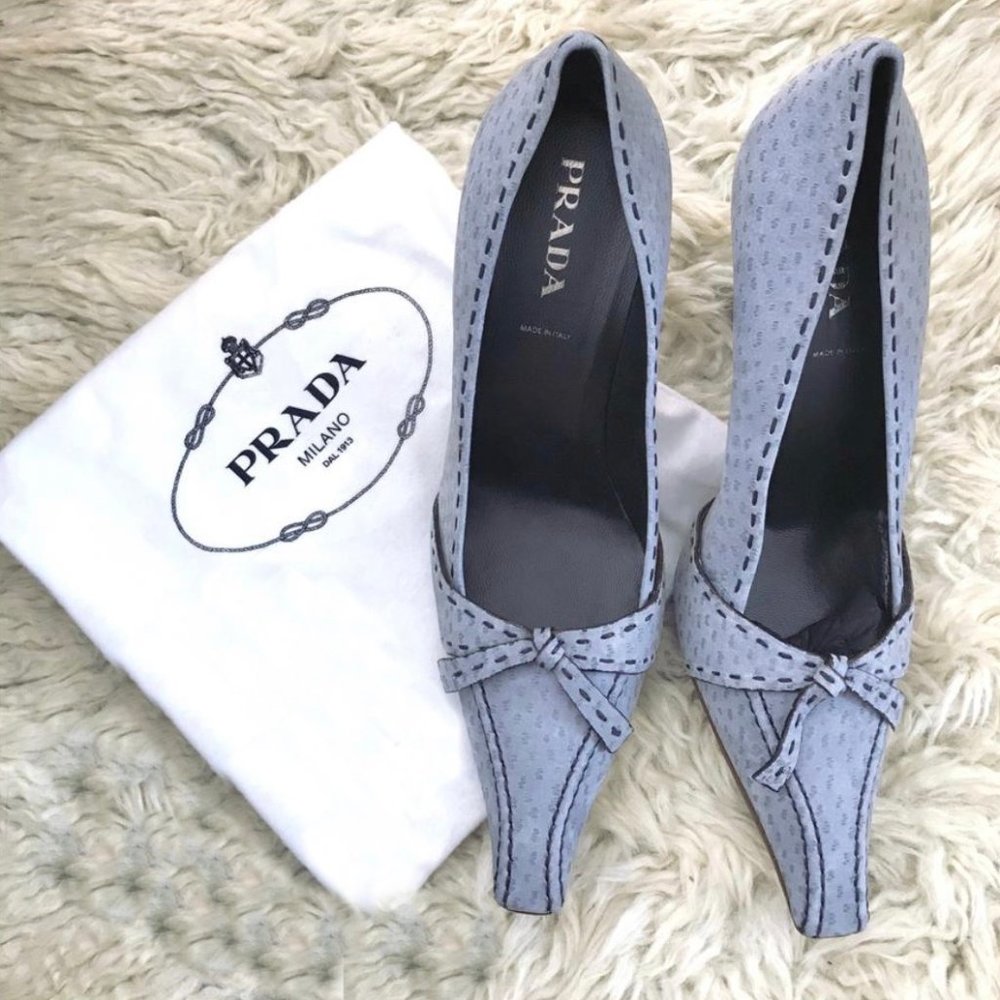 Sold New PRADA blue nubuck heel - Picture 2 of 7